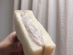 -沁屋面包店(人民东路店)
