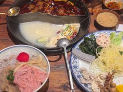 -周小明火锅(黑金冠社区店)