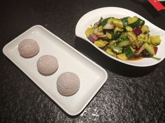 凉拌黄瓜-蛙蛙叫·牛蛙烤鱼(北京总店)