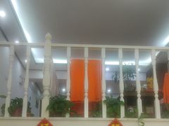 -老苗医养生堂(（1店）解放东路店)