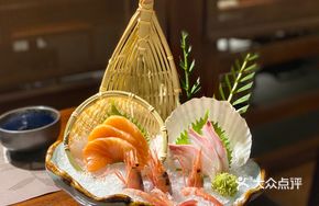 Yu Bai Delicate Sashimi Platter