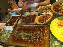 -蘑菇私房菜小馆(杨家坪西城天街店)