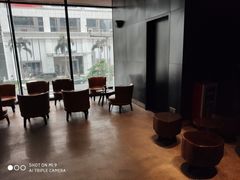 大堂-星巴克臻选(广州高德置地秋广场店)