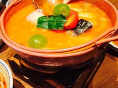 -云海肴·汽锅鸡·云南菜(天山百盛优客店)