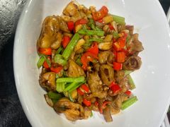 -南海底小海鲜·湘菜(鲁巷吴家湾店)