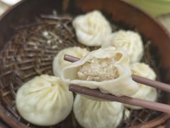 招牌鲜肉汤包-曼曼汤包(建国西路店)