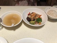 锦绣海鲜炒皇-新元素餐厅(瑞虹天地月亮湾店)