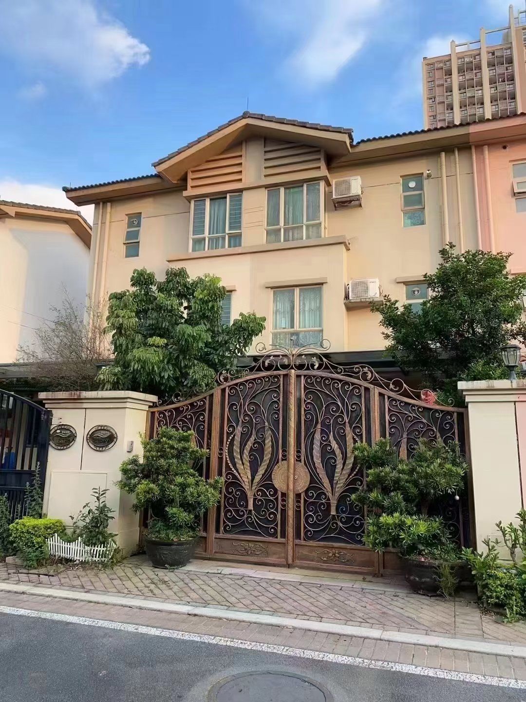 雅居乐碧堤湾畔别墅直售