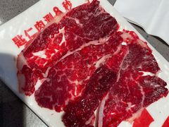 现切鲜嫩牛肉-为什么牛潮汕牛肉火锅(中信广场店)