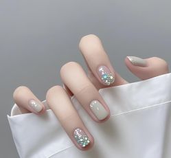 -桃色美甲沙龙