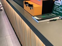 -星巴克臻选(嘉兴海宁银泰城店)