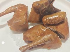 脆皮乳鸽-味可道美食坊(福基路店)