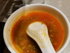 牛肉芹菜番茄汤-海底捞火锅(关山保利店)