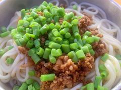 素椒杂酱面-左撇子私房面