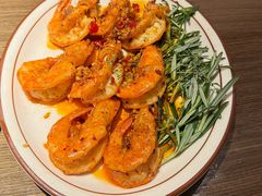 西班牙蒜香油爆虾-ZAFFERANO西班牙海鲜饭(上海首店)