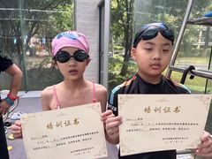 -伟博游泳健身