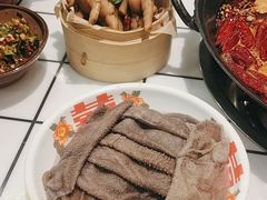 -扎起市井老火锅(乐山总店)
