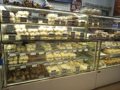 -白玉兰食品甜凤店(合生汇店)