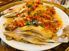 剁椒鱼头-万山楼海鲜酒家·二十三年老字号