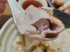 -黄阿姨锅贴大王(万航渡路店)