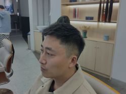 -D.G造型·烫发染发接发