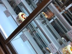 -Dough&Joe团憩(瑞虹天地月亮湾店)