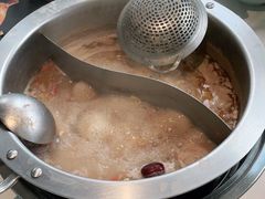 -马家斑.鲜鱼火锅(松湖万科店)