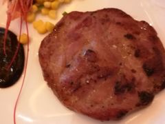 -舜耕山庄四时万和自助餐厅