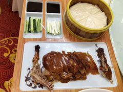 北京烤鸭-江南韵·无锡太湖文化体验餐厅(凤凰天街店)