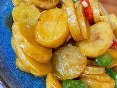 椒盐小土豆-红灯笼姥姥饭店·江景餐厅