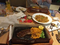 -必胜客(兴隆店)