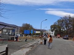 -鬼笑石后山停车场