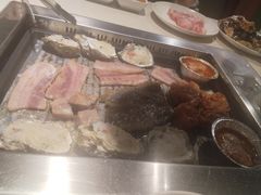 -爱客得牛排海鲜烤肉·火锅自助(春熙路黑金好店)