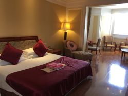 -杰爱月子护理中心