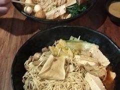 -万记麻辣烫国展总店