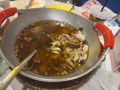 -渝信川菜 · 川味家常菜(财富购物中心店)