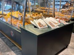 面包甜点陈列柜-东哥面包(江宁大润发店)