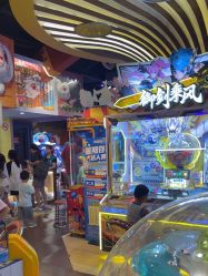-卡通尼乐园(宝山龙湖天街店)