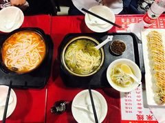 牛腩柿子过桥米线-丽虹米线(青泥店)