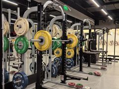 -超级猩猩健身·私教(上海体育场店)