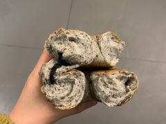 黑芝麻贝果-RAN BAKERY