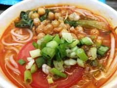 -许西美食一条街