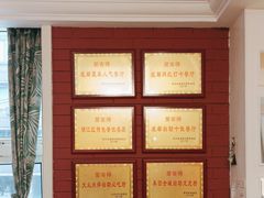 -爱客得牛排海鲜烤肉·火锅自助(春熙路黑金好店)