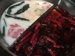 -湊湊火锅·茶憩(新中关购物中心店)