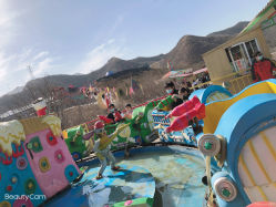 -窦王岭景区游乐场