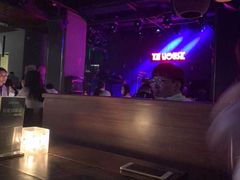 -TZ House音乐现场(茅台店)