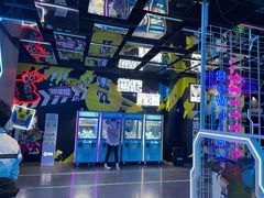 -世代星球·保龄球·镭战真人CS·团建(杨浦店)