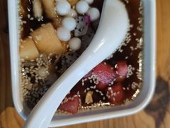 -野山舂·贵州现舂酸汤火锅(鸿通城店)