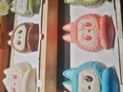 -雍容荟帝王蟹活龙虾展台自助(IFS黑金店)
