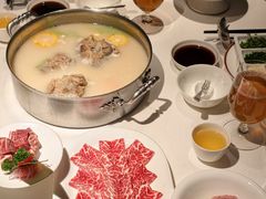 -洋房火锅(上海新天地南北里店)